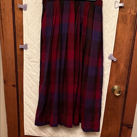 Vintage Perry Ellis Portfolio Plaid Wool Skirt - Picture 2 of 7